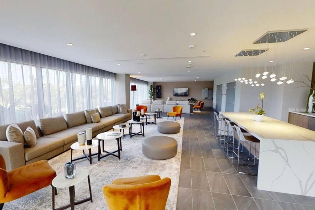 Appartamento For Rent 2 Bed 2 Bath 1 Parking Downtown Doral